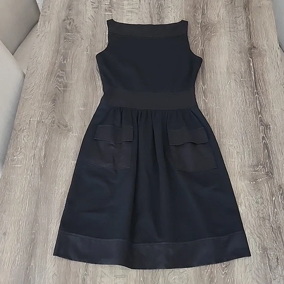 DVF Diane Von Furstenburg Zanne Ruched W/ Pockets Sheath Dress Black Size 6 - Picture 2 of 10